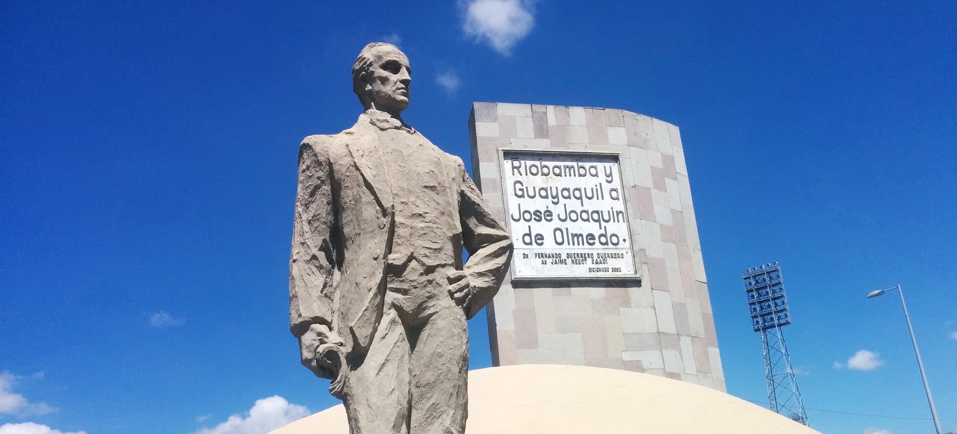 Equateur Riobamba Statue José Joaquin de Olmedo