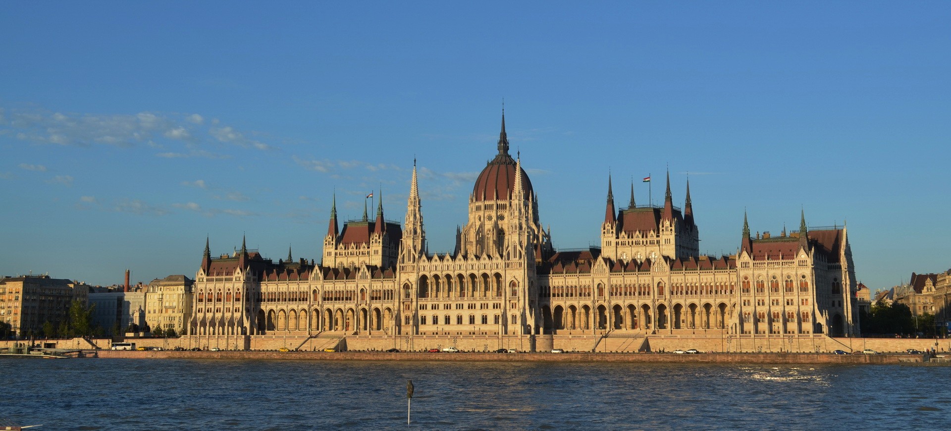 Hongrie Budapest Le Parlement et le Danube