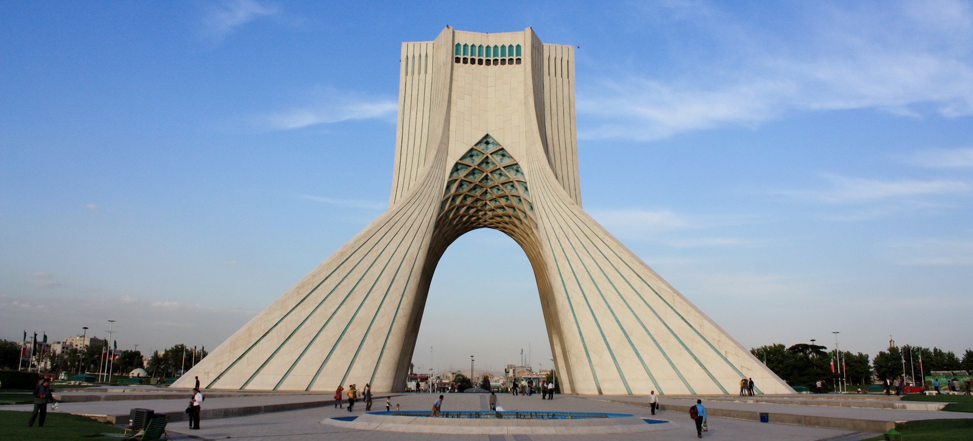 Tour Azadi à Téhéran