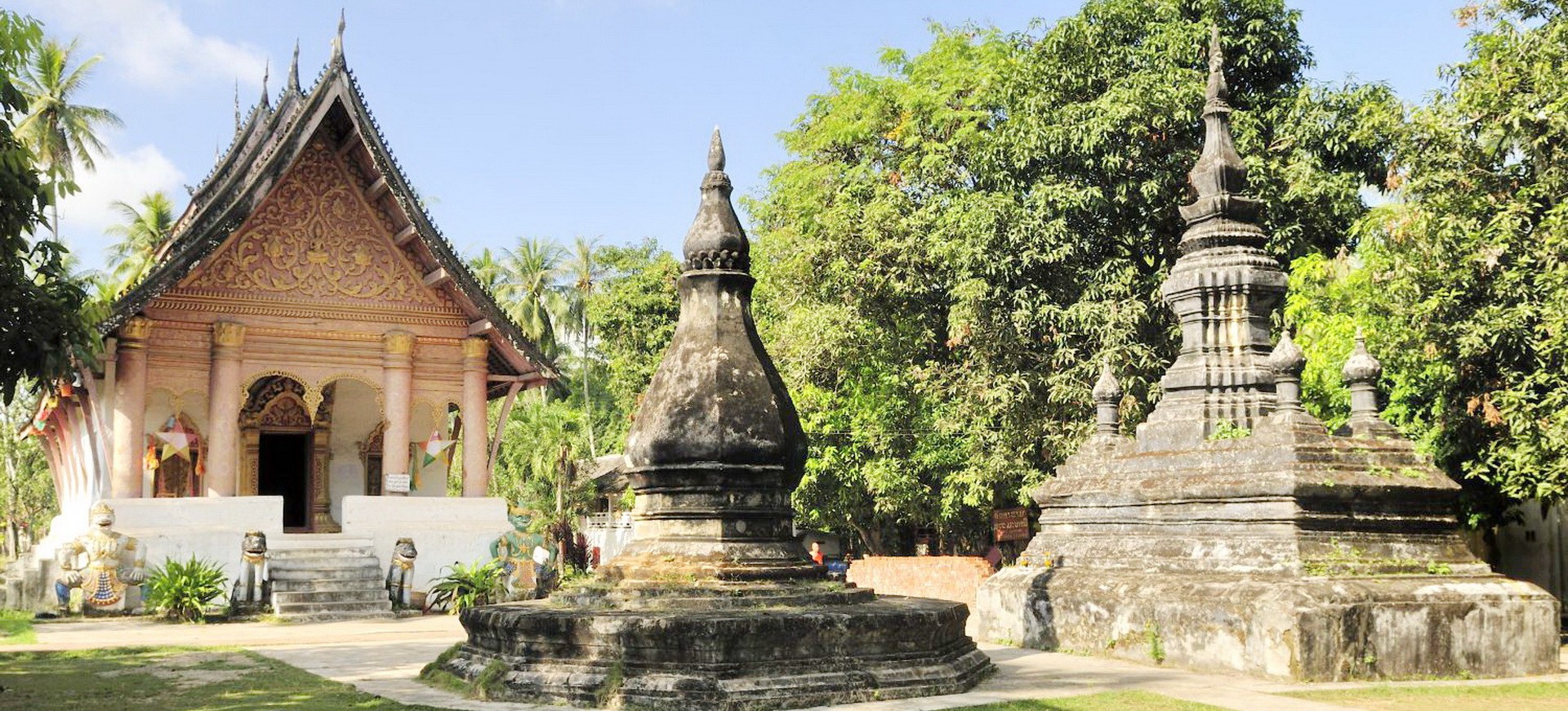 Laos Luangprabang Wat Aham 001